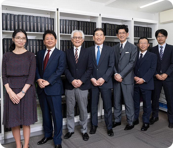 広島法律事務所 弁護士一同